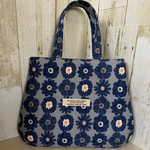 可愛い花柄のトートバッグ♪（ブルーグレー×ネイビー）
