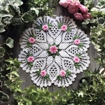 レース編みのドイリー・薔薇の扇　直径34 cm