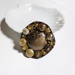 特別価格　Antique Brown Jupiter 　ビーズ刺繍ブローチ