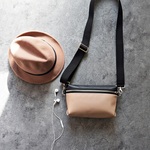 バイカラー【Beige×Black】ミニマル合皮サコッシュ　ボディバッグとしても◎