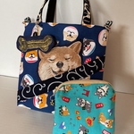 柴犬　犬柄　トートバック　ポーチ　チャーム　ショルダーバック　お散歩バック　お買い物バック　通園　通学　プレゼント　通勤　エコバック　サブバッグ　御朱印帳入れ　スマホケース