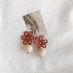 ラスト‼️刺繍フラワー𓍯 ‬ピアス&イヤリング