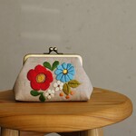 ナチュラルリネン　花刺繍　ポーチS