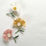 fringe flower ブローチ