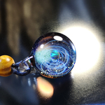 【2/2でミンネ販売終了商品】きらめくガラスの宇宙ペンダント惑星　/20220111-1