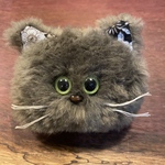 保護猫チャリティキーホルダー【モフモフチャコールグレー】