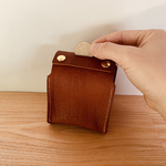 本革　ペン立てにもなる貯金箱