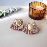 ビーズ刺繍＊brownリボンプリーツピアス