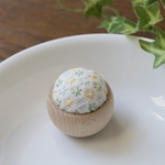 刺し子の針山【ナノハナ】花刺し　イエロー