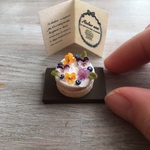 ミニチュア　エディブルフラワーケーキ
