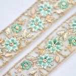 インド刺繍リボンᢂチュールフラワーリボン　グリーン　インド刺繍/刺繍リボン/リボン/シルクリボン/トリム/ブレード/ジャガードリボン/チロリアンテープ/レース