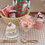 ミニチュア　フェイクスイーツ　くまちゃんストロベリーパフェ　セット