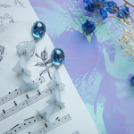 再販×4「 Ꮪwan Lake  ～泡沫〜 」【🔵Blue gray】イヤリング/ピアス *チェコガラス・オーバル・カボション・花・パール・白鳥の湖・ゴールド・青*