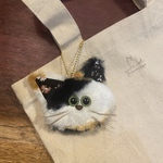 保護猫チャリティキーホルダー【三毛さん】