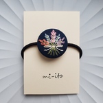 刺繍ヘアゴム🌷　no.765　くるみボタン　💛送料無料💛　