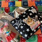猫ちゃん大好き！茶トラとサバトラちゃんブラック＆ホワイト星柄/濃紺英字星刺繍ワッペン×モノトーン布タグ×英字ダブル持ち手トートバッグ