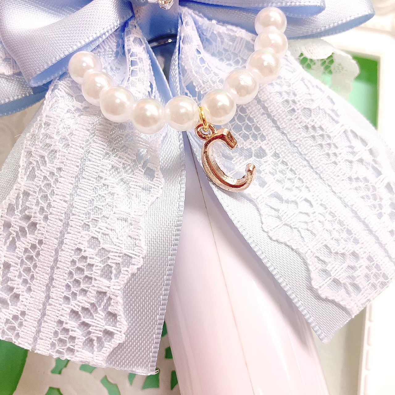ベイビー♡花立体パールチェーン♡リボン♡ホワイト♡未使用品