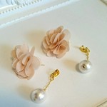 2way シフォンフラワーとパールのピアス