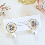 かすみ草　ドライフラワー　レジン　コットンパール　ピアス　＊　水色　お洒落　  個性的　結婚式　ウェディング　お呼ばれ　華やか　プレゼント　プチギフト　ギフト　大ぶり　