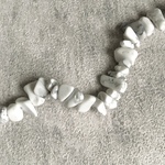 30粒　天然石さざれビーズ　不揃い　White Turquoise