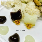 【再販♡】おめかしチョコレートにゃんこアシンメトリーピアス⋆꙳(イヤリング・ノンホール樹脂イヤリング変更可)