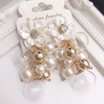 シルクホワイトフラワー＊ガラス＆パールぶどうピアス