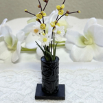 ろう梅と水仙　花器付き