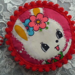 昭和レトロ　うさぎコインケース　赤ボンボン小鳥いちごレア布