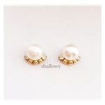 Half Round Pearl