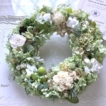   * Lime green × Vanilla rose * wreath * ギフト　リース　プリザーブドフラワー　　　　