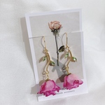 薔薇ピアス