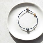 Fuji Lava Stone × 古代瑪瑙 ストリングブレスレット＊紺紐 /富士山溶岩ブレスレット