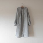 バンドカラーのシャツワンピース