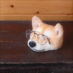 めがね置き犬【柴犬】むぎ