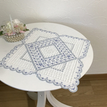 ハーダンガー刺繍のテーブルセンター(スクエア)