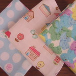 お名前スタンプ押 しておきます♪名前タグ付ガーゼハンカチ3枚セット