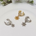 雪の結晶 × 3連 スリット入り イヤーカフ　snowman　推し活　オタ活