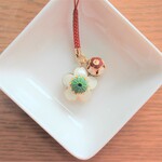【受注後製作】ダブル鈴のストラップ　梅花×ミニ梅鈴　白
