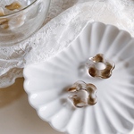 flower ear cuff -iced coffee-