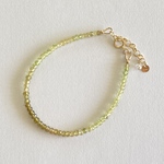 ✴︎おすすめ作品掲載✴︎ スフェーンのグラデーションブレスレット　《再販×4》