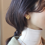 spiderwort flower イヤリング/ピアス（アレルギー対応）