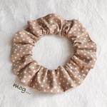 mocha beige dot猫シュシュ首輪