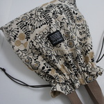 【再販】2wayきんちゃくbag ワイルドフラワーズベージュ×黒