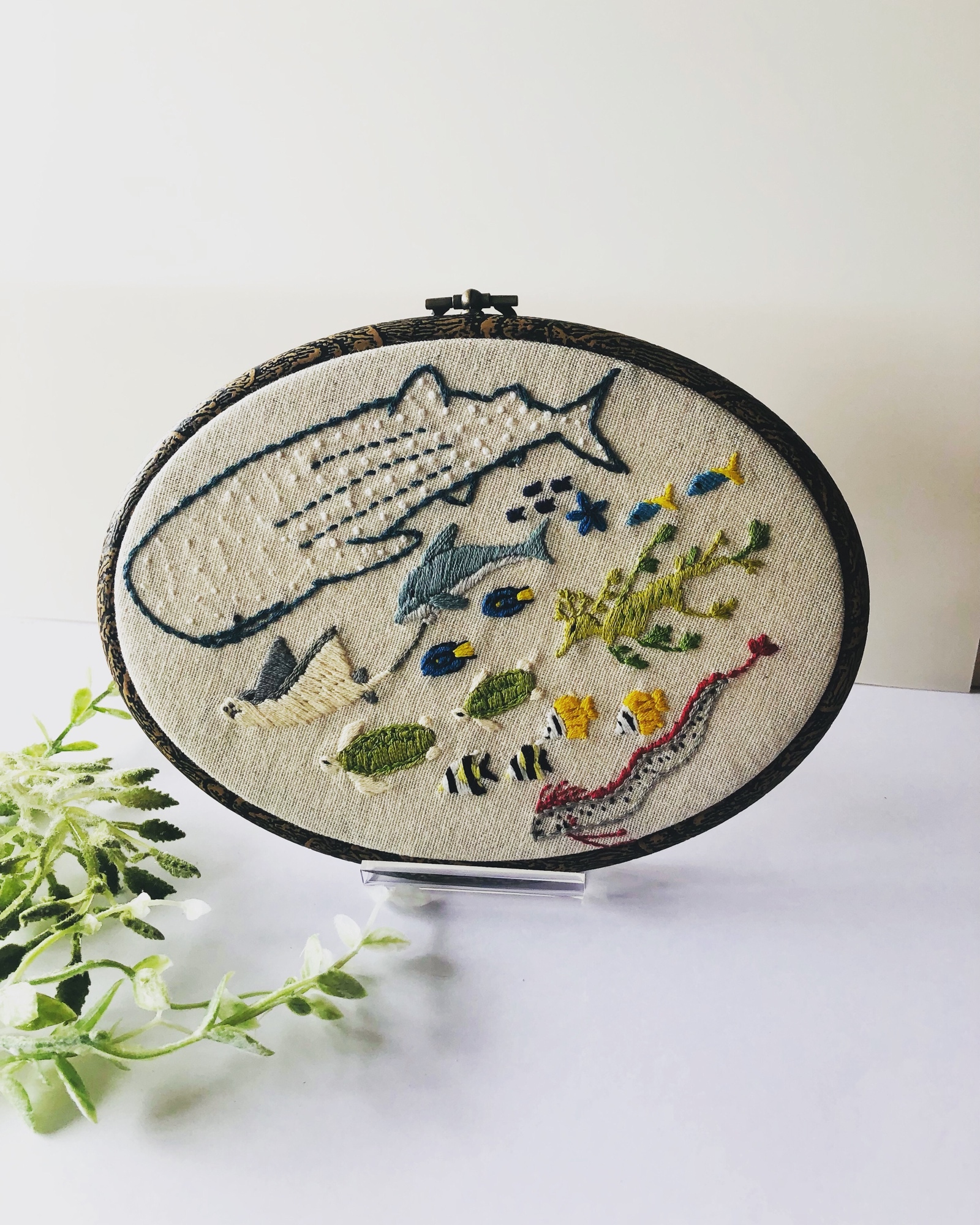 刺繍作品 船の絵 木製フレーム付き