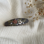 アンティーク刺繍の小さなバレッタ　
