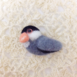 ことりのブローチ 文鳥