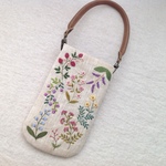 【micklさまオーダー品】リネンと刺繍のスマホケース