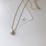 shell necklace
