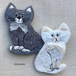 リボン猫　B_白猫　刺繍ブローチ