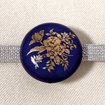 【1点モノ】花柄 フラワー レトロ ヴィンテージ 陶器製 帯留め (ブルー)